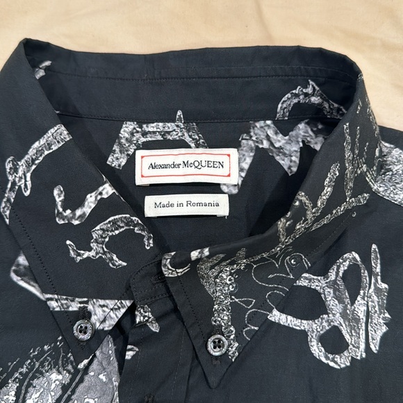 Alexander Mc Queen Mens Black Tree Graffiti Print Button Shirt - Picture 4 of 6